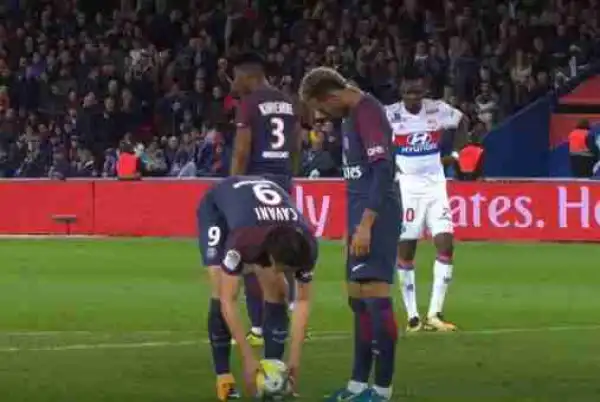 Neymar Unfollows Edinson Cavani On Instagram Over Set-Piece Issue